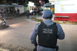 Polícia Militar detém jovem por descumprir Decreto na zona leste