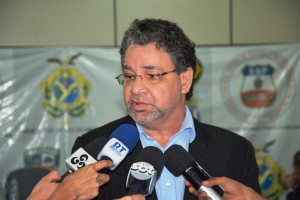 Secretário executivo Dr Carlos Alberto
