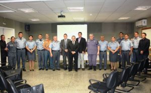 Diretores de Colégios da Polícia Militar receberam, nesta quarta-feira (30), homenagem com o Diploma de Parceria Inovadora – Educação