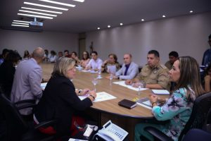 Presidente do FPS, Monica Mendes, comanda reunião do Todos pelo Amazonas 2 - Foto Willian Rezende