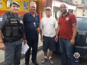 Imagem da notícia - Policiais militares da 30ª Cicom resgatam veículo abandonado no Jorge Teixeira