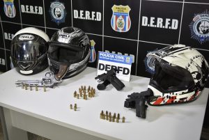 Imagem da notícia - Polícia Civil impede roubo a supermercado e prende bando por associação criminosa