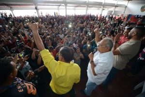 Imagem da notícia - Amazonino afirma que vai corrigir injustiças e fortalece diálogo com policiais, assegurando normalidade do policiamento nas ruas