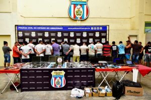 Imagem da notícia - Vinte e duas pessoas são detidas por receptação objetos roubados no Centro de Manaus