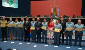 Imagem da notícia - Secretário de Segurança participa de sessão especial em homenagem às escolas militares do Amazonas