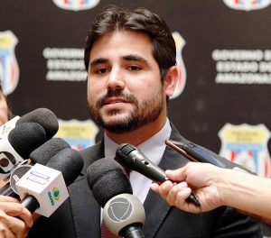 Imagem da notícia - Polícia Civil prende ex-vereador de Iranduba investigado por aplicar golpe financeiro em aposentados 