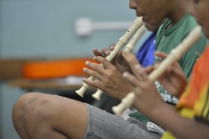 Imagem da notícia - Segunda fase do projeto Sinaleiras oferece reforço escolar para crianças e adolescentes