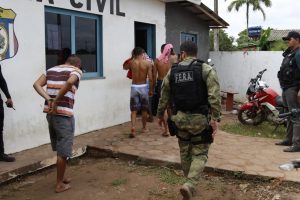 Imagem da notícia - Quatro pessoas são presas em operação contra o tráfico de drogas em Autazes