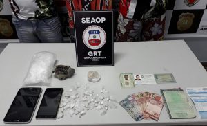 Imagem da notícia - Seaop prende três irmãos com drogas em casa usada como boca de fumo na zona leste de Manaus