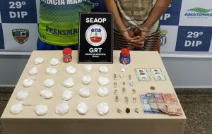 Imagem da notícia - Seaop prende irmãos envolvidos com o tráfico de drogas no bairro Mauazinho