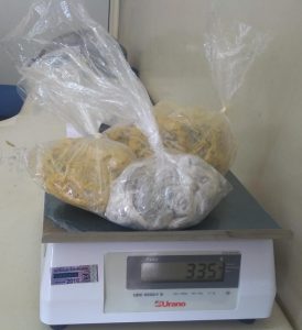 Imagem da notícia - Polícia Militar detém casal por tráfico de drogas no porto de Juruá