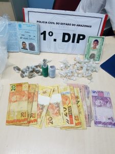 Imagem da notícia - Polícia Civil pede o apoio da população para localizar e prender homem envolvido com tráfico de drogas   