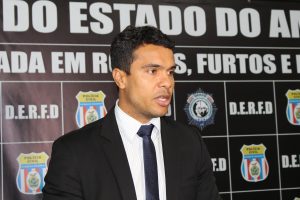 Imagem da notícia - Polícia Civil prende oito pessoas em Nova Olinda do Norte e impede roubo a agência dos Correios naquele município