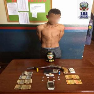 Imagem da notícia - Polícia Militar detém homem por posse ilegal de arma de fogo e drogas no Careiro Castanho 