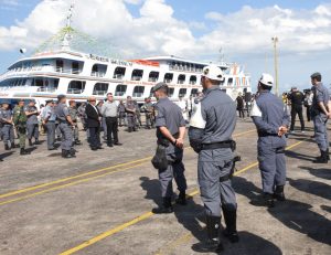 Imagem da notícia - Mais de 800 servidores participam da Operação de segurança do Festival de Parintins
