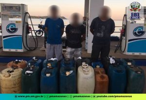 Imagem da notícia - Polícia Militar, através do 2º BPM, detém, em Silves, trio de infratores que roubou posto de combustível flutuante