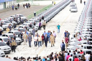 Imagem da notícia - Governador Amazonino Mendes entrega mais 141 novas viaturas para o reforço do policiamento no Amazonas