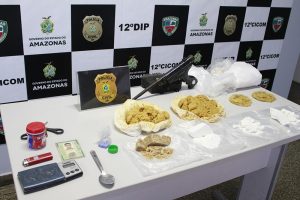 Imagem da notícia - Polícia Civil prende homem com 1,5 kg de drogas no bairro Redenção