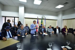 Imagem da notícia - Seai faz homenagem aos magistrados das Vecutes e destaca parceria no combate ao tráfico de drogas