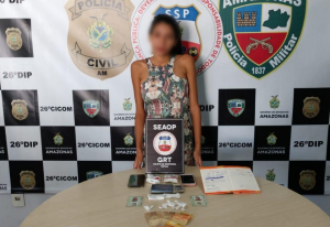 Imagem da notícia - Seaop prende mulher envolvida com o tráfico de drogas no Monte das Oliveiras