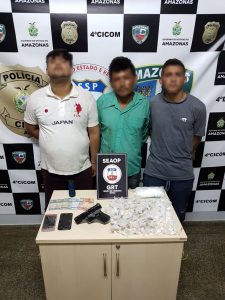 Imagem da notícia - Suspeito de assalto a ônibus e outros dois homens são presos por policiais da Seaop