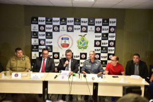 Imagem da notícia - Governo do Amazonas anuncia promoção de 1,9 mil Policiais Militares e Bombeiros