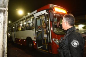 Imagem da notícia - Em Manaus, número de roubos a ônibus tem redução de 54% em agosto