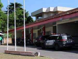 Imagem da notícia - Em Manaus, PC prende aposentado que tentou matar a própria companheira