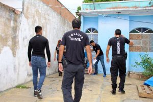 Imagem da notícia - Polícia Civil prende 16 integrantes de organização criminosa durante operação ‘Chancela’