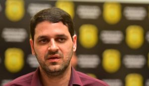 Imagem da notícia - SEAI e DENARC prendem vigia de barco com oito quilos de entorpecente