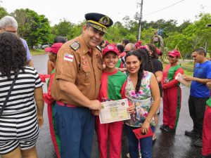Imagem da notícia - Corpo de Bombeiros realiza solenidade de encerramento do Programa Educacional Bombeiro Mirim Florestal
