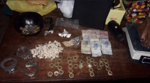 Imagem da notícia - Polícia Militar detém grupo envolvido com tráfico de drogas em Tefé