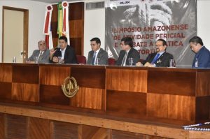 Imagem da notícia - Perícia e combate à tortura são temas de simpósio realizado pelo IML