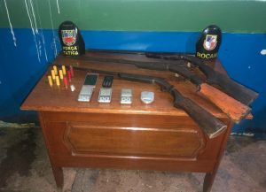 Imagem da notícia - Policiais Militares da Força Tática e Rocam apreendem armamento no Careiro Castanho