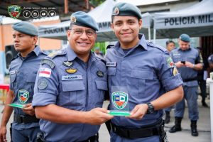 Imagem da notícia - Policiais militares que atuaram no combate à criminalidade na zona leste são homenageados