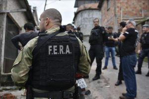 SSP-AM deflagra Operação Pilar, prende 18 pessoas e a apreende um menor