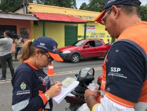 Detran-AM remove 68 veículos durante operação na zona norte de Manaus