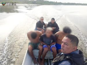 Imagem da notícia - Policiais da 10ª CIPM detêm três suspeitos de furto em Maués