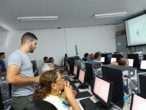 Imagem da notícia - SSP-AM abre inscrições para cursos gratuitos de inclusão digital para idosos