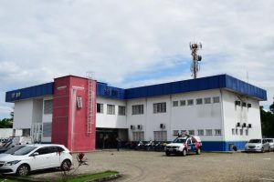 Imagem da notícia - Quatro pessoas foram presas e 119 trouxinhas apreendidas pela Polícia Militar