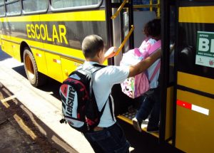 Imagem da notícia - Detran-AM abre inscrição para curso de Capacitação para Monitor de Transporte Escolar