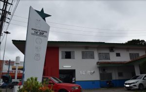 Imagem da notícia - PM prende 13 pessoas, localiza dois foragidos e apreende três menores nesta terça