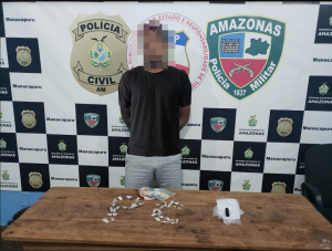 Imagem da notícia - Polícia Civil prende homem com drogas no município de Manacapuru