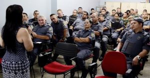 Imagem da notícia - 170 policiais militares da zona Leste recebem orientação para atendimento