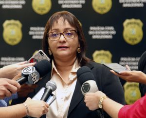 Imagem da notícia - Polícia Civil apreende adolescente com drogas e arma de fogo em Iranduba