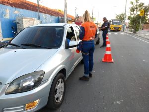 Imagem da notícia - Em operação, Detran remove 61 veículos e aplica 233 multas