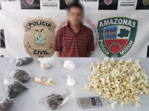 Imagem da notícia - Polícia Civil prende homem com 170 trouxinhas de pasta base e cinco porções de maconha