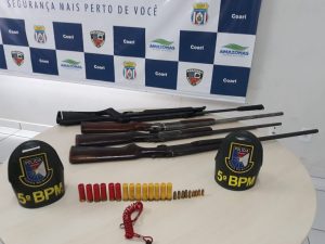 Imagem da notícia - PM prende 14 pessoas, recaptura foragido e apreende três adolescentes