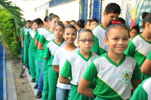 Imagem da notícia - Seduc-AM quer ampliar programa ‘Escola Segura e Cidadã’ da Polícia Militar