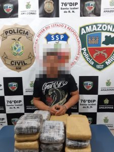 Imagem da notícia - Polícia Civil prende homem com 26 tabletes de maconha do tipo skunk